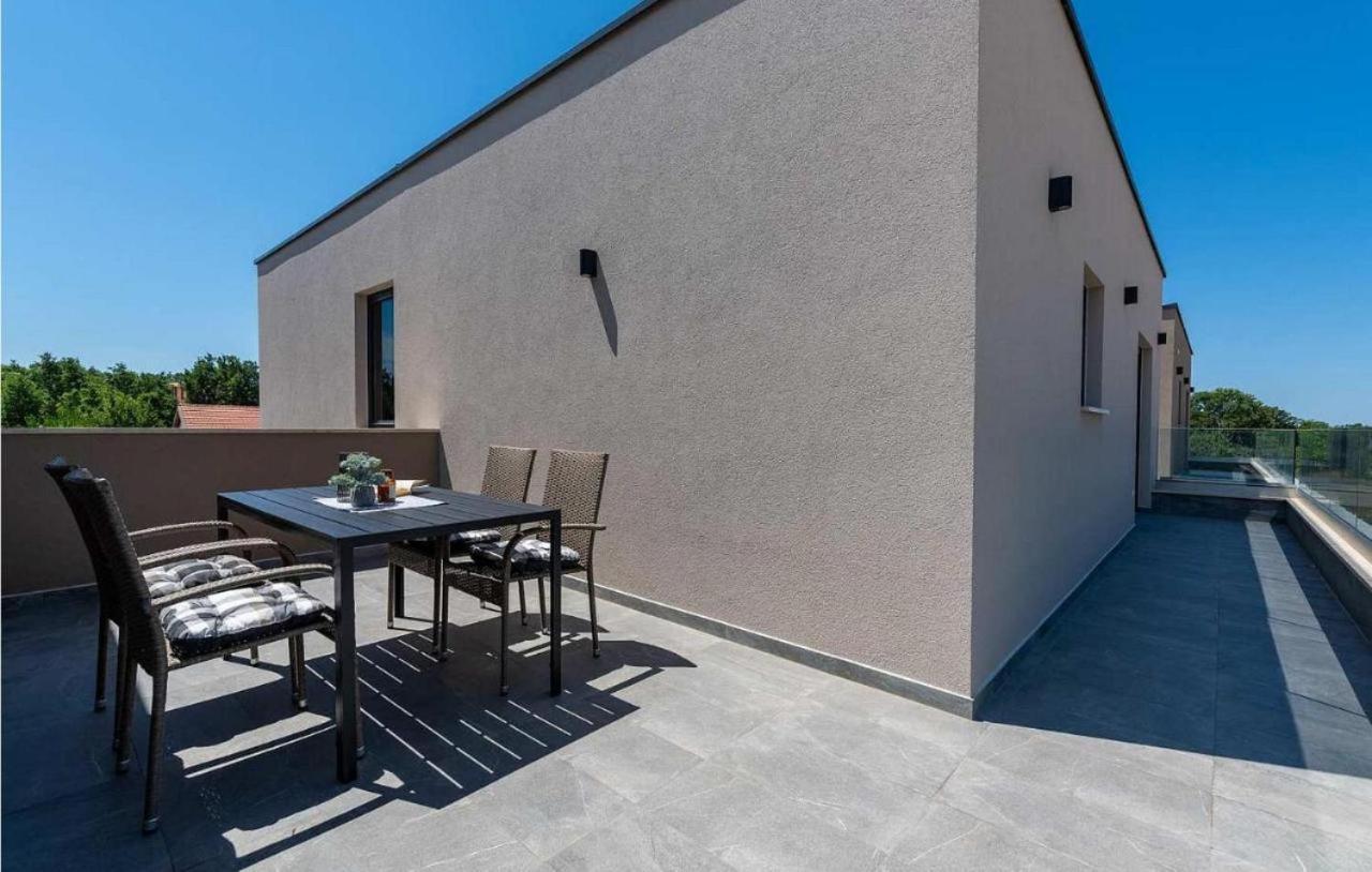 Apartment Venera *